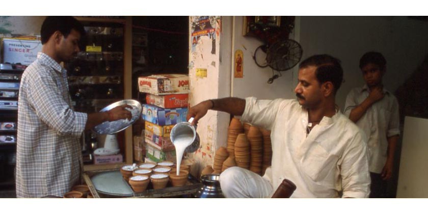 Lassi Rezept: Ayurvedischen Joghurt Drink selber machen