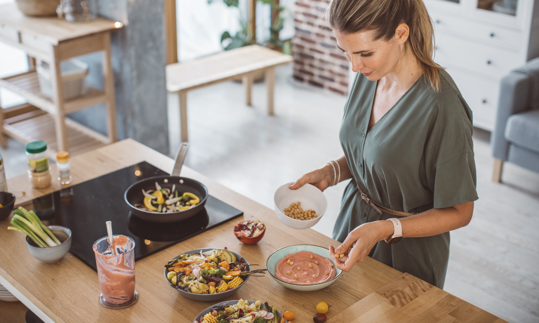 Gesunde Ernährung auf der Arbeit – wie geht das zusammen?